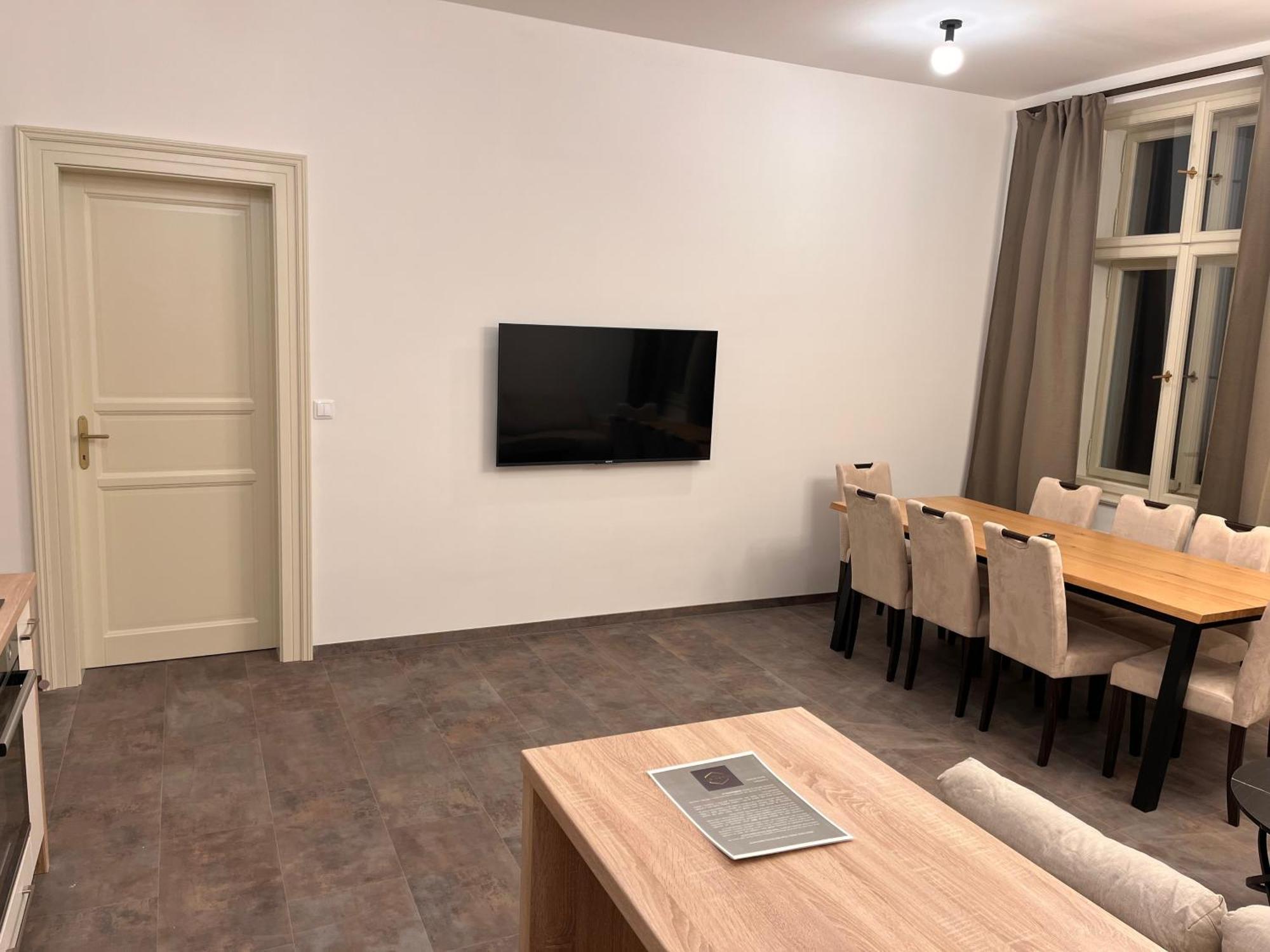 Pearl Bee Deluxe Suites Plzeň Kültér fotó